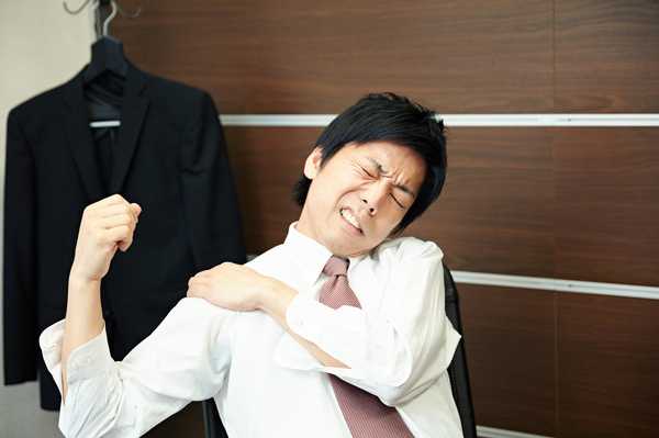 疲れやすい、腰・肩・足が痛む…<br />それは年齢のせいではありません!<br />