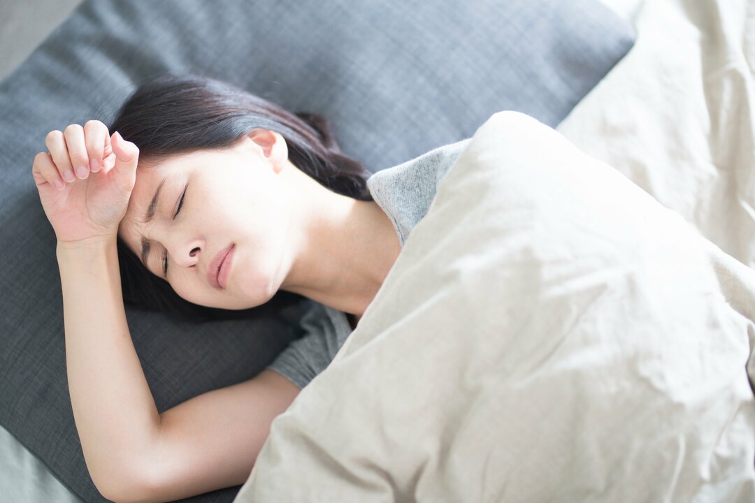 「寝てるのに疲れが取れない」ときに真っ先にチェックすべき「NGな寝具」の特徴とは？