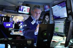 NYダウが弱気相場入り、S&P500も年初来安値
