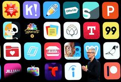 FBとアップルの対立、巨人IT積年の敵対心根深く