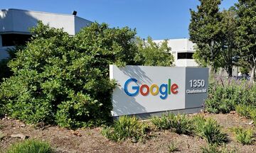 グーグルとアマゾン、株価に表れたハードルの違い