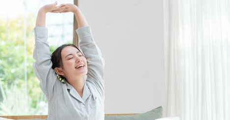 【睡眠改善】シーツの下に敷くだけで、目覚めが劇的に変わる「オーバーレイ」の正体