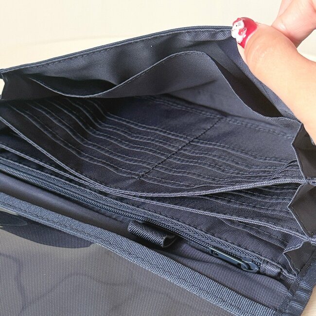 お薬手帳がピッタリ入る！無印良品の“ぺたんこケース”診察券が30枚も収納できて便利！「私の中ではヒット商品」「本当に買ってよかった」《購入レビュー》