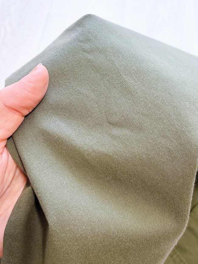 「全色買いました」「完全一目惚れ」GUの“楽ちんワイドパンツ”ポケットたくさんで快適すぎる！「動きやすいし使い勝手も良い」