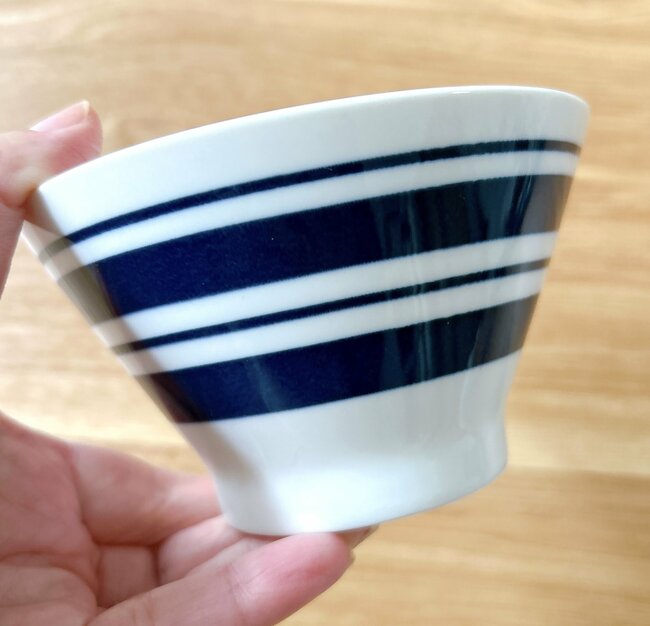 全種類買って正解でした!セリアの「昭和レトロなお茶碗」定食屋さんみたいでテンションが上がります!