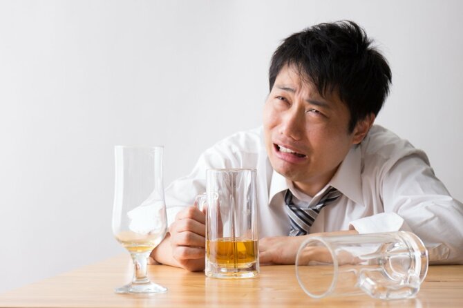 【医者が教える】60年超のデータで突き止めた…「お酒を飲むと顔が赤くなる人」が“なりやすい病気”の名前