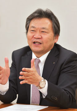 セイノー情報サービス
鳥居保徳 代表取締役
