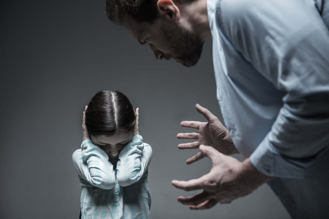 恐怖で子どもをしつけても意味がない