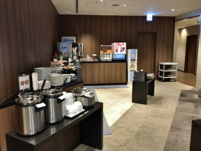 「TIAT LOUNGE」に用意されている飲み物や食べ物