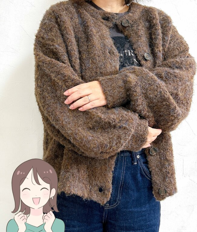 シルエットが可愛すぎる…！cocaの「ふわもこカーディガン」ゆったり体型カバーできるし、2990円はコスパいい！