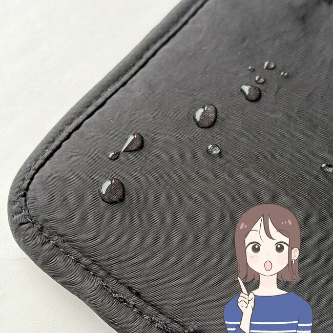 カードや診察券が30枚入った！3COINSの“ポケットたくさんケース”お薬手帳もすっぽりで天才すぎる！「病院、薬局に持っていってます」「ペッタンコでかさばらなくて良いです」