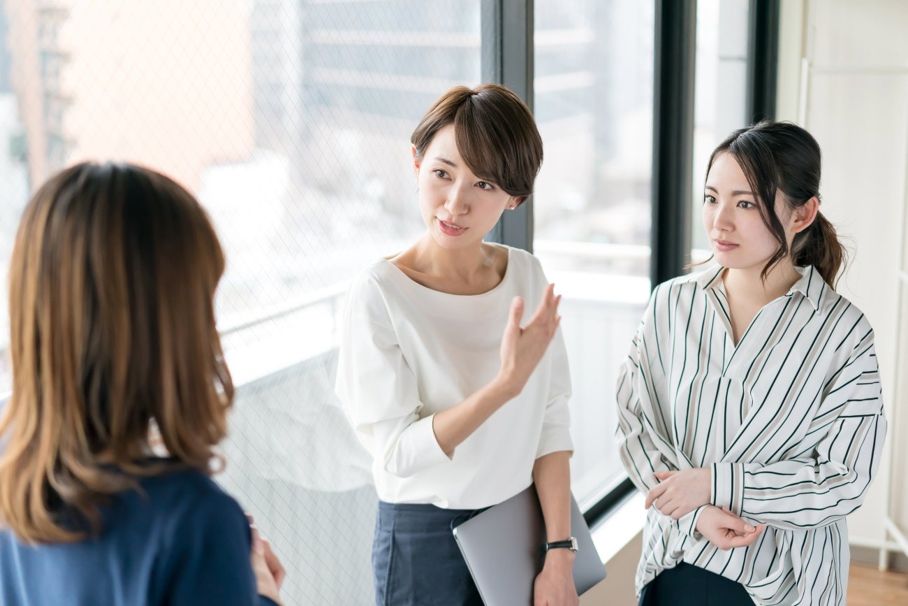 【相談された時】普通の人は、アドバイスして嫌われる。では、感じのいい人はどうしてる?