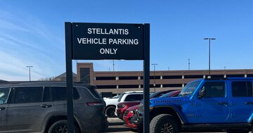 駐車場は「自社車優先」、出社回帰で話題