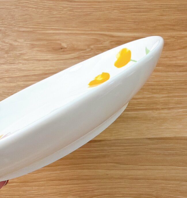 思わずまとめ買いした…！セリアの「昭和レトロな食器」チューリップ柄が可愛すぎる！