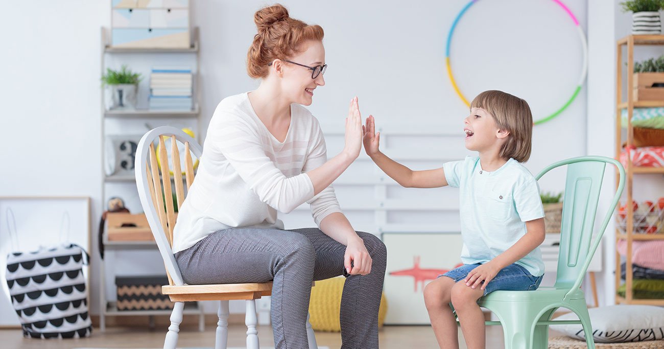 「子どもの自立を妨げてしまう親」に共通する行動とその心理
