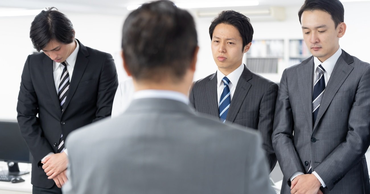 優秀な人から辞めていく職場が「禁止」しがちなこと・ワースト1