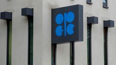 OPECプラスの増産拡大見送り、パニックは無用