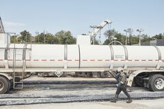 反騰続く天然ガス、慎重姿勢崩さぬ生産会社