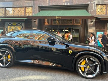 ロンドン悩ますスーパーカー駐車違反、多くは外国人