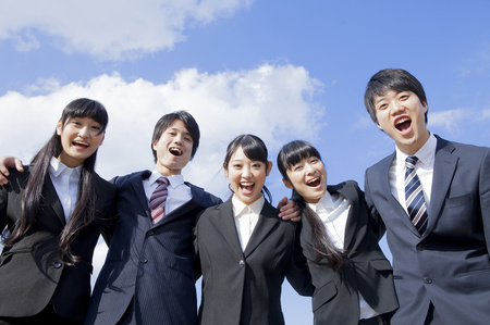 関西の上位大学と東京の中位大学なら、<br />どっちが就職に有利なのか??