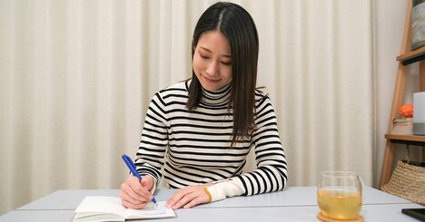 えっ、書くだけでいいの？情報だらけで不安が止まらない人の頭がスッキリする習慣