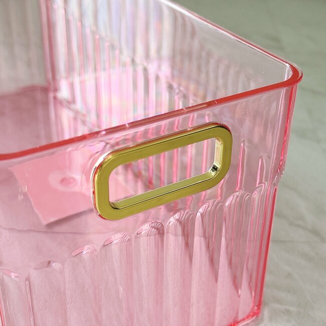 フランフランに売ってそう！ダイソー姉妹店の「高級感たっぷり収納」冷蔵庫がスッキリ片付きます！