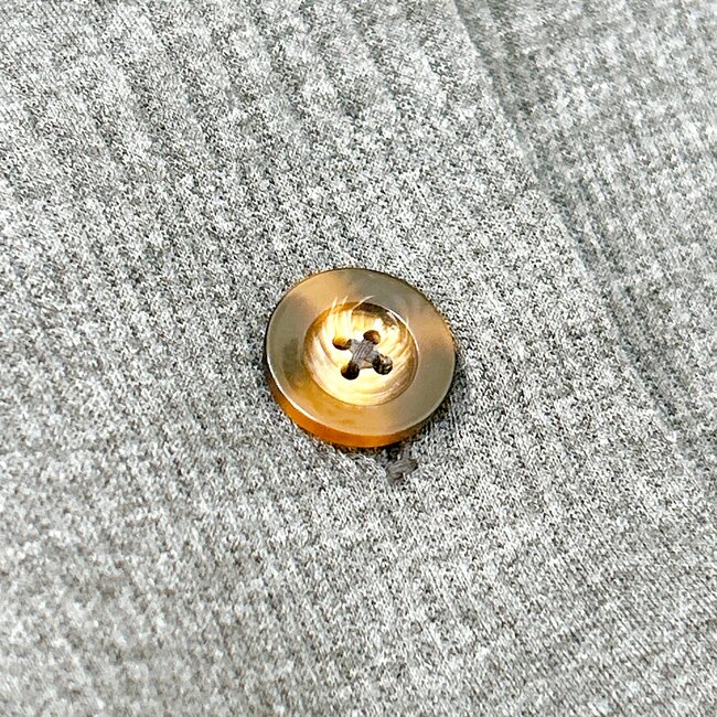 お尻までまるっと隠せる！しまむらの「1969円カーディガン」サッと羽織るだけでオシャレだし、ぽっこりお腹も目立ちにくい！