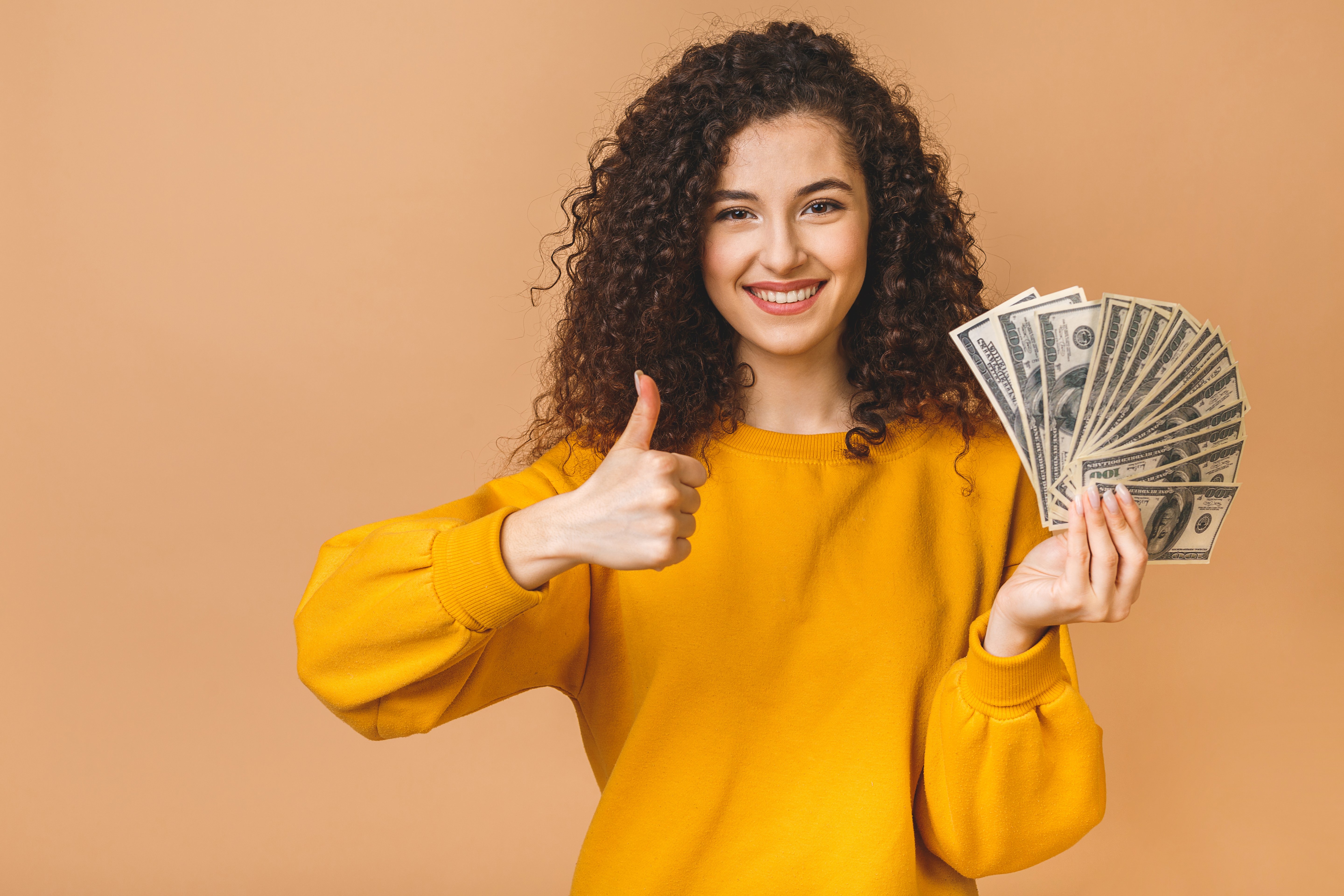 【要注意】「お金が貯まる人」が絶対に捨てない“2つのモノ”