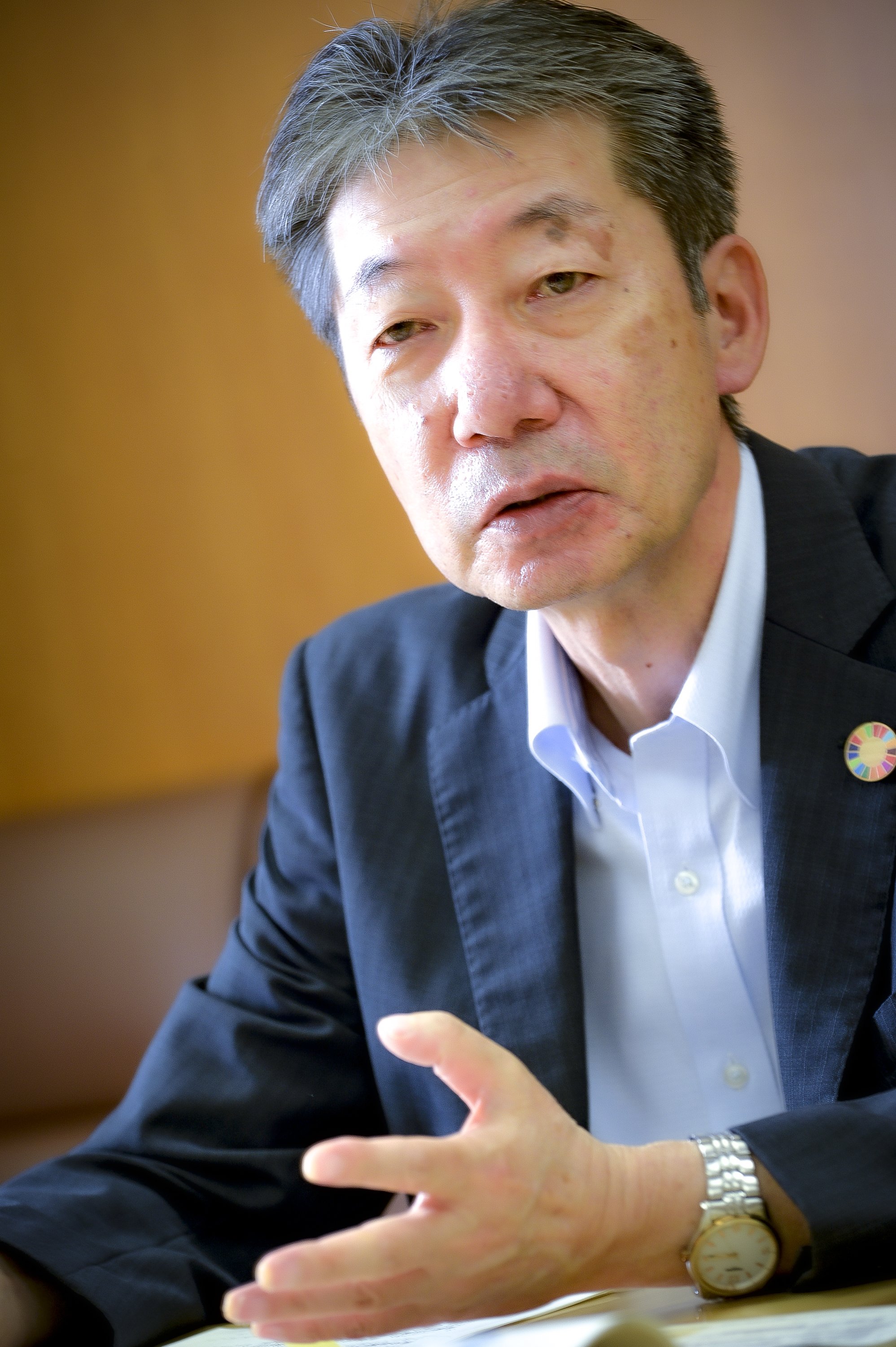「みどりの⾷料システム戦略」第1回:「若者に⽀持され、選ばれる農林⽔産業に変わらなければ持続性はない」枝元真徹・農林⽔産事務次官は訴える