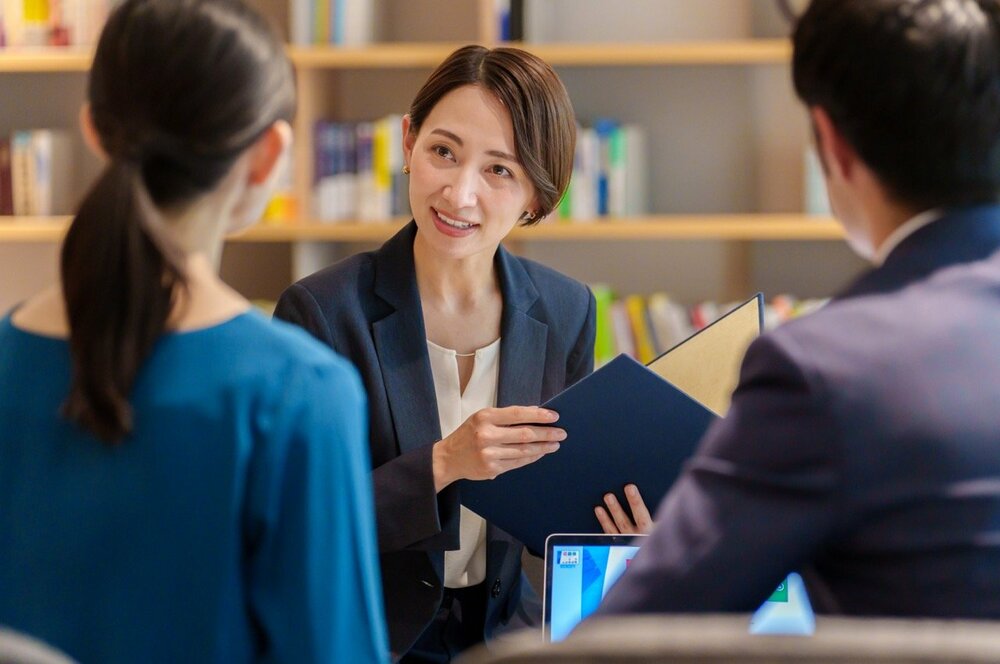 頭のいい人は「自分の頭で考え、他人の頭でチェック」する