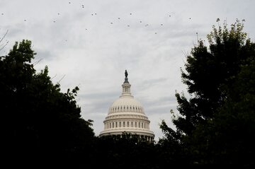 トランプ氏、政府閉鎖回避でぎりぎりの交渉開始へ
