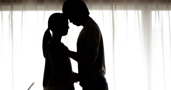 不倫が「機種変」でバレやすい理由、妻と間男が残した動かぬ証拠(上)