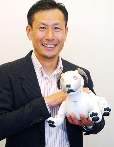 イヌ型アイボに詰め込んだ 次世代ＡＩロボットのノウハウ