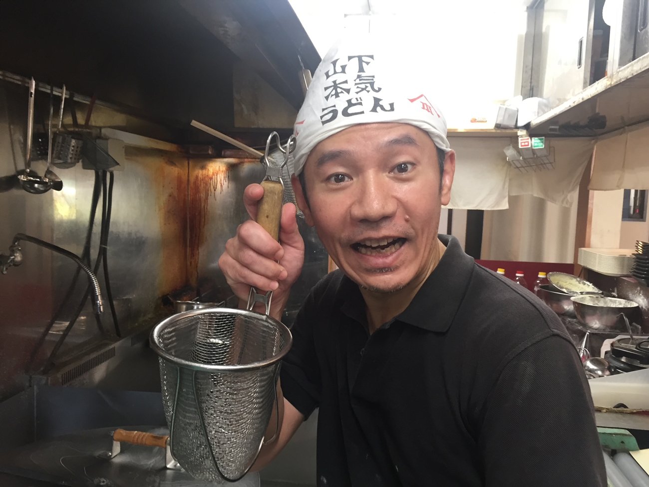 山下本気うどん、オモロー山下