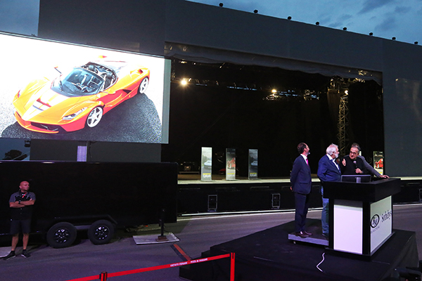 フェラーリが持つフィオラーノ・サーキットでの Cavallino Rampante(跳ね馬)70周年記念式典期間中に開催されたオークション