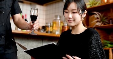 ワインを「勘」で選んでいるなら、真っ先にするべき行動・ベスト1