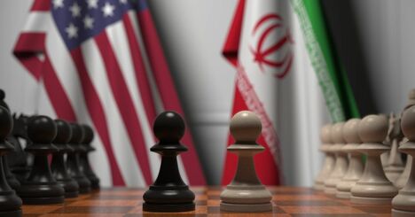 米国とイランはなぜ対立するのか？半世紀以上も続く「危うい構図」