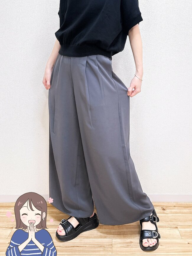 「全色購入しました」GUの“ひんやりワイドパンツ”着心地よすぎて毎日履きたい！「体型をカバーしてくれる優れもの」「通勤にも休日にも使える」【購入レビュー】