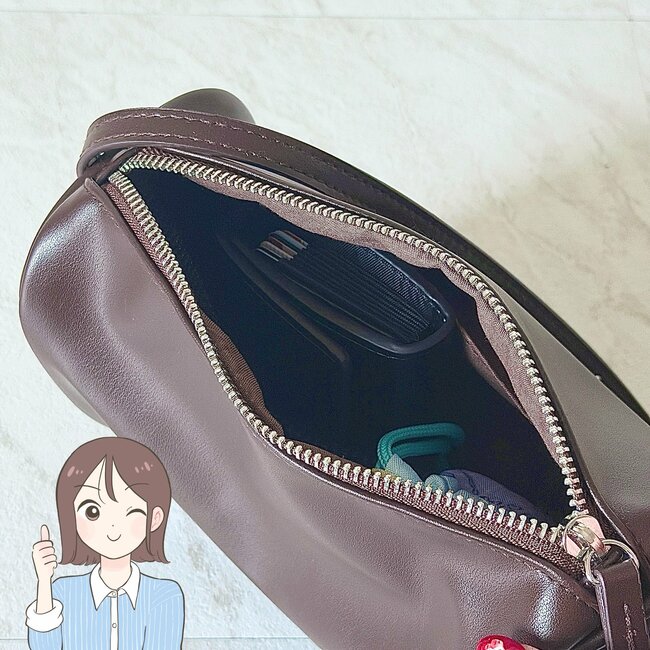 小銭やカードが取り出しやすい！3COINSの「高見えミニ財布」お会計がスムーズになった！《購入レビュー》