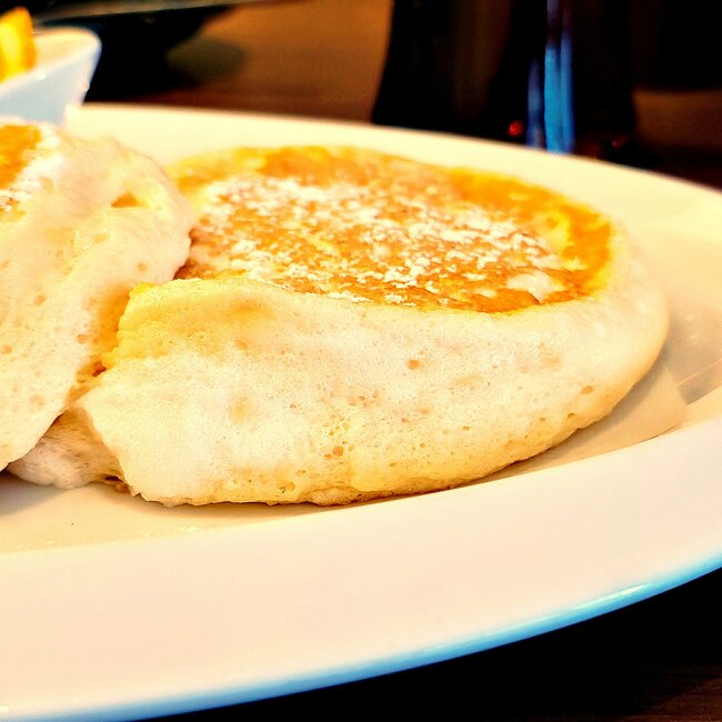 「うますぎて5分で完食」「ガチで食べると幸せ気分」【むさしの森珈琲】の“絶品モーニング”めっちゃふわふわで朝から幸福感スゴい!「おかわりしたい…」