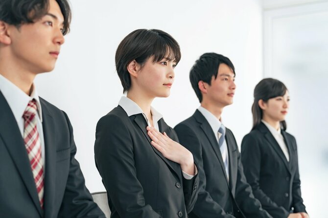 このデータはスゴい…「人生、どの業界に就職・転職すればうまくいくか」を1枚の図で表現した一冊とは?