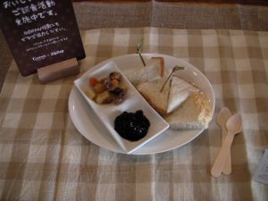 表参道のおしゃれなカフェにオジサンが集結!<br />狙いは“お米”で焼くパン「GOPAN」