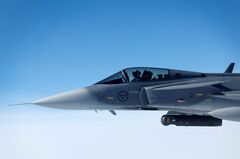 NATO新加盟スウェーデンの国防、10代も退職者も