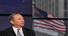 Larry Summers: Trump policy is most important factor for global economy