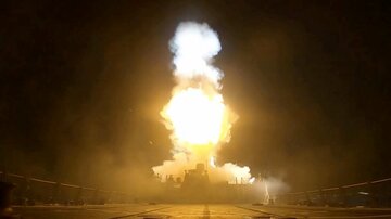 米国、12日もイランに追加攻撃　ホルムズ海峡巡る対立激化