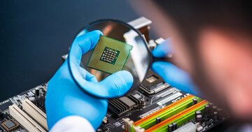 半導体工場火災の続発で囁かれる「中国犯行説」は、陰謀論で片付けられるか