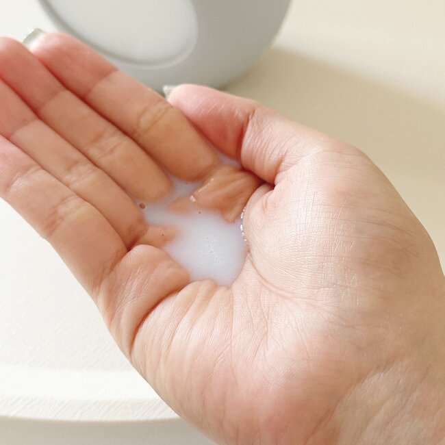 壁掛けもできるなんてすごい!3COINSの「自動で出てくるディスペンサー」プチプラ価格でゲットできて嬉しい!