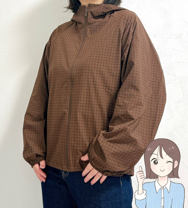 「神作だった〜！」ユニクロの“着る日焼け止め”すぽんと着るだけでカワイイ！「全大人女子に刺さります」「使えすぎる！」