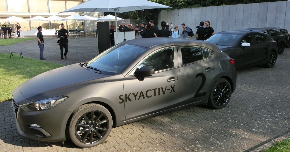 マツダ次世代エンジン「SKYACTIV-X」の世界初試乗は驚きの連続！