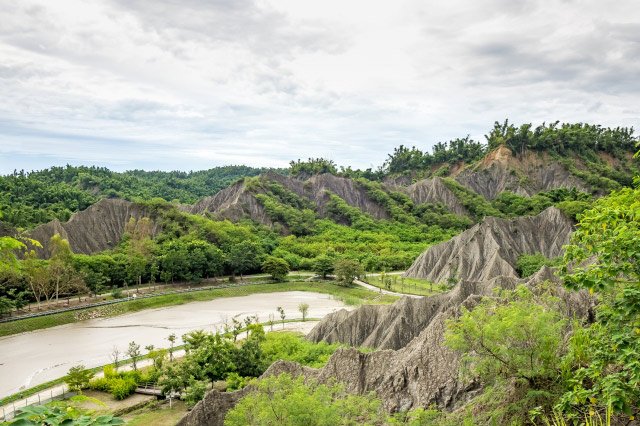 田寮月世界